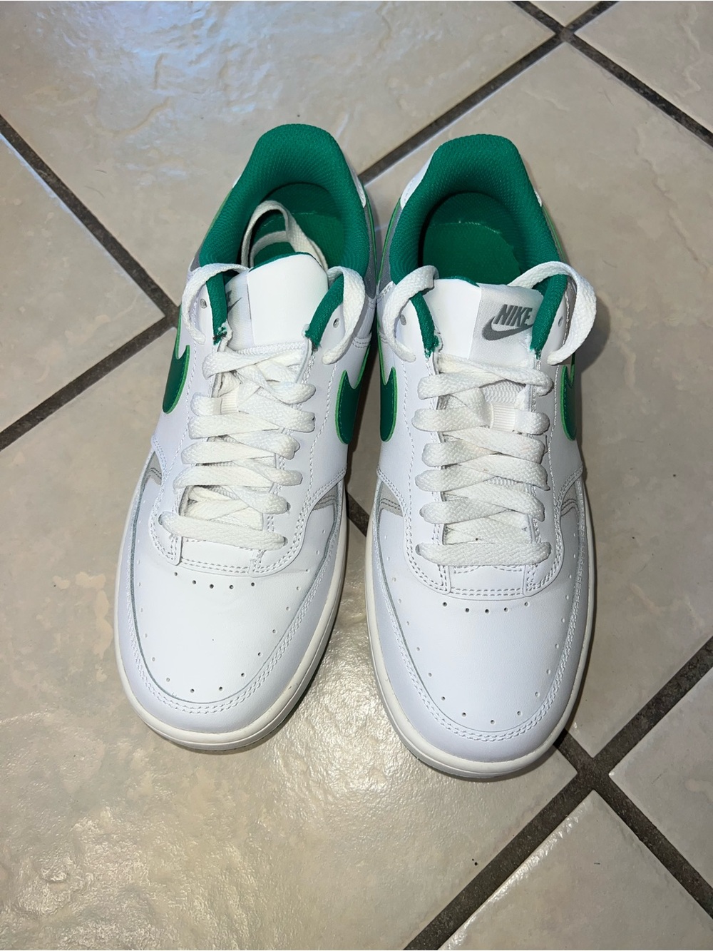 Nike White & Green Low-Top Gamma force Sneakers - Picture 3 of 8